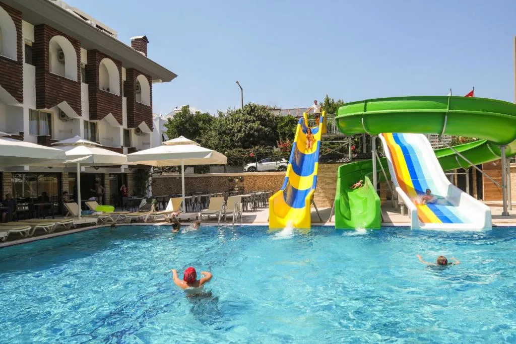 FAME HOTEL